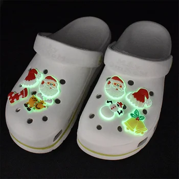 1ks DIY lumious PVC croc boty přívěsky, Santa Claus, Vánoční Doplňky jibz pro croc dřeváky boty Dekorace, muže, děti, dárky