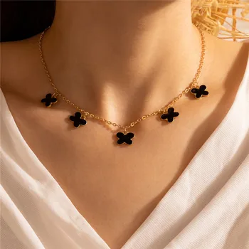 HuaTang Elegantní Černý Smalt Butterfly Přívěsek Náhrdelník pro Ženy Estetické Okouzlující Klíční kost Řetěz Náhrdelník Ženy Strana Šperky