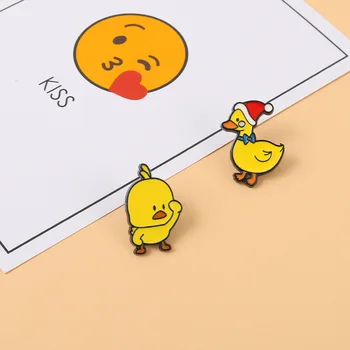 Kreativní Karikatura Malá Žlutá Kachna Na Sobě Klobouk Malá Kachna Zábava Alloy Brož Módní Roztomilé Zvířecí Student Odznak Příslušenství Dárek